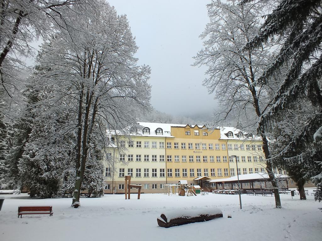 Hotel Skalka Rajecké Teplice Esterno foto