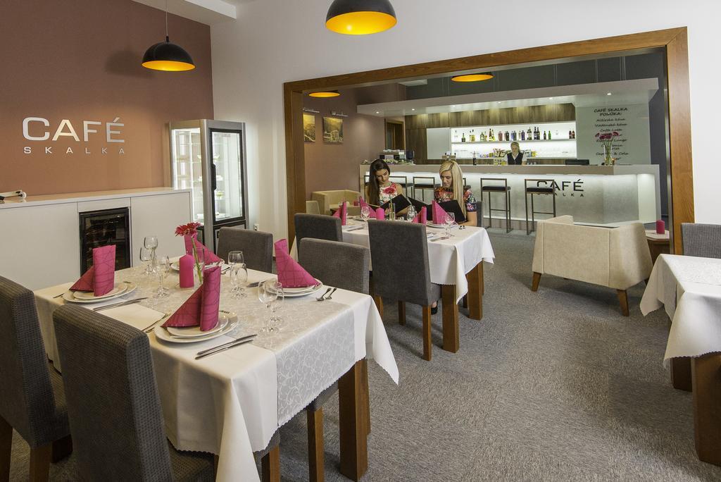 Hotel Skalka Rajecké Teplice Esterno foto