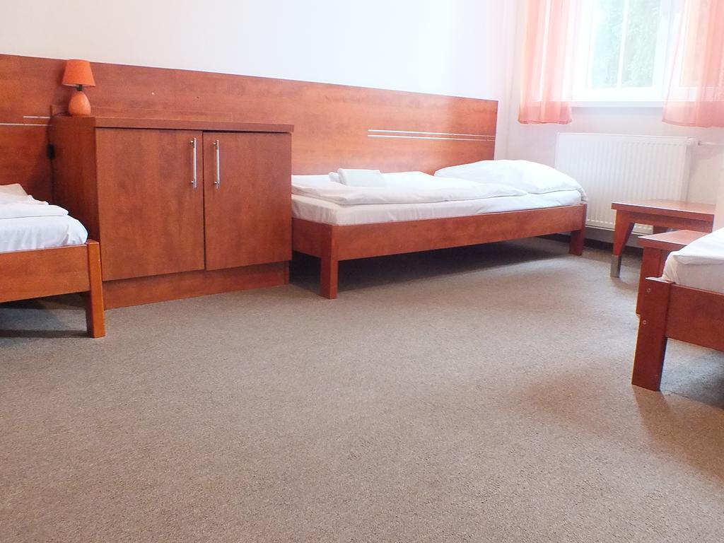 Hotel Skalka Rajecké Teplice Esterno foto