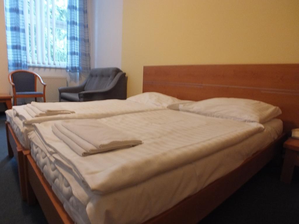Hotel Skalka Rajecké Teplice Esterno foto